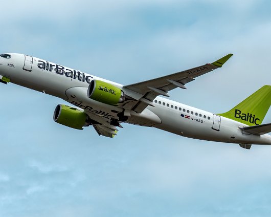 Air-Baltic-YL-AAO-2022-07-09-2
