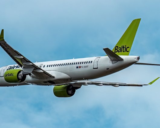 Air-Baltic-YL-AAO-2022-07-09-4