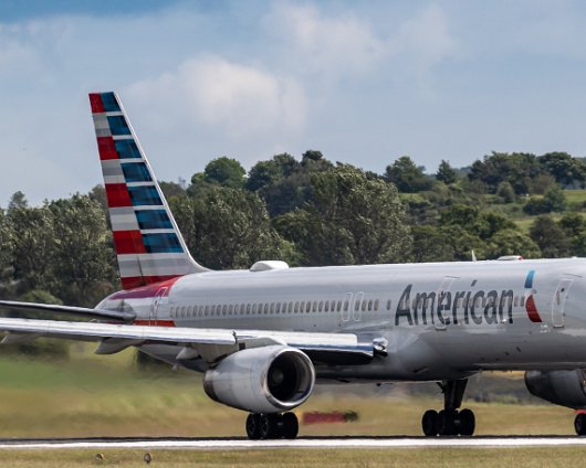 American-Airlines-N185AN-2019-06-17
