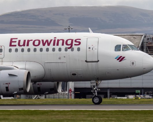 Eurowings-9H-EXT-2023-04-13-1