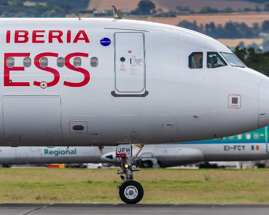 Iberia-Express-EC-JFH-2019-08-12-1