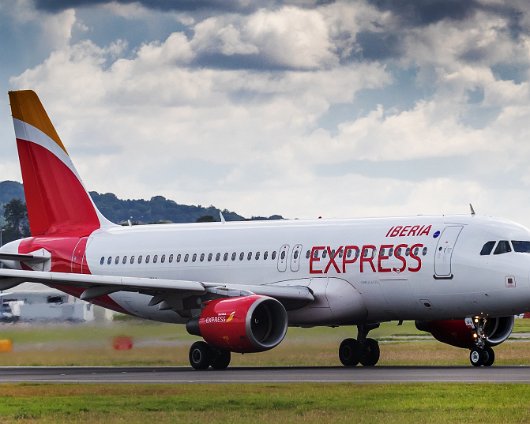 Iberia-Express-EC-JFH-2019-08-12