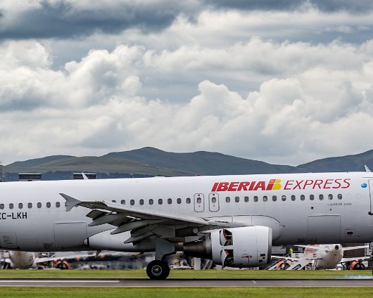 Iberia-Express-EC-LKH-2016-07-13