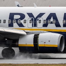 Ryanair - EI-E Ryanair Ltd. is an Irish low-cost airline headquartered in Swords, a suburb of Dublin.