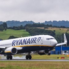 Ryanair EI-Sp Ryanair Ltd. is an Irish low-cost airline headquartered in Swords, a suburb of Dublin.
