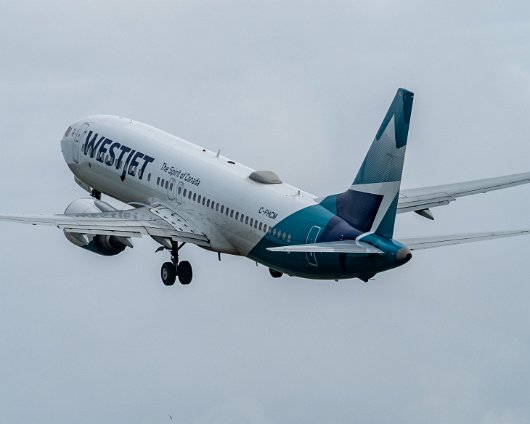 West-Jet-C-FHCM-2022-09-09-6