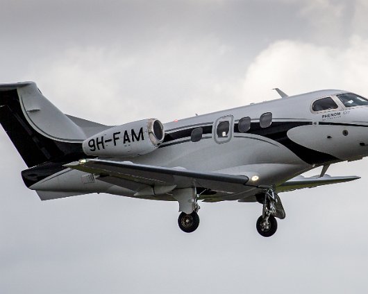 Embraer-9H-FAM-Phenom-100-7