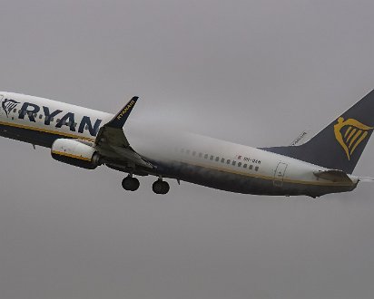 Ryanair-9H-QAM-2024-05-15-6