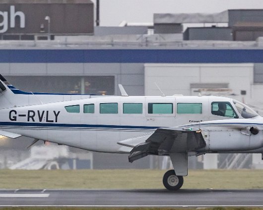 Reims-G-RVLY-Cessna-F406-2