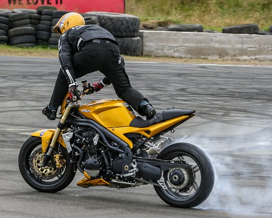 Knockhill-Motor-Bike-Display-2005-07-24-2