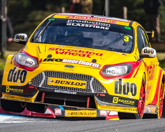 Knockhill-Race-Circuit-Touring-Cars-2017-08-12-1