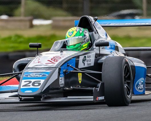 Knockhill-Race-Circuit-F4-2019-F4-3