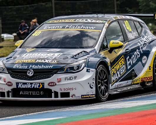 Kwik-Fit-British-Touring-Car-Championship-11