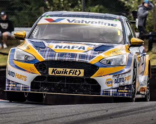 Kwik-Fit-British-Touring-Car-Championship-3