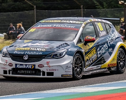 Kwik-Fit-British-Touring-Car-Championship-9