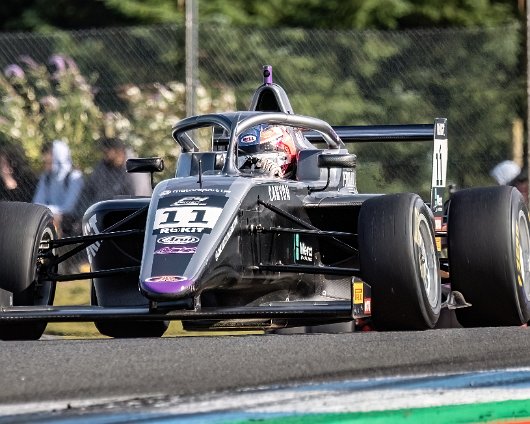 ROKiT-F4-British-Championship-16