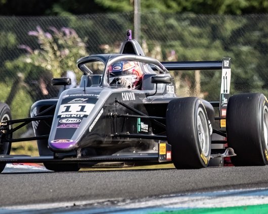 ROKiT-F4-British-Championship-17