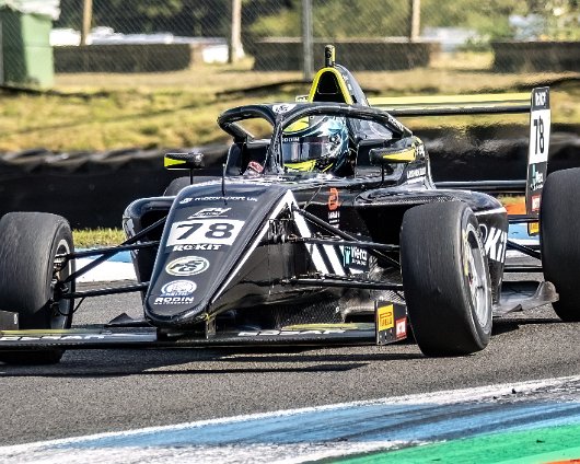 ROKiT-F4-British-Championship-2