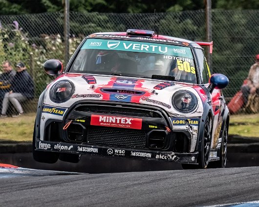 The-Vertu-Motors-MINI-CHALLENGE-8