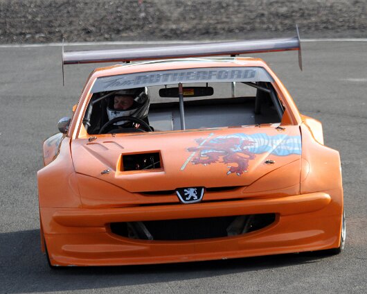 Knockhill-Stock-Car-Racing-2012-3