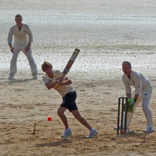 Elie-Beach-Cricket-2010-4