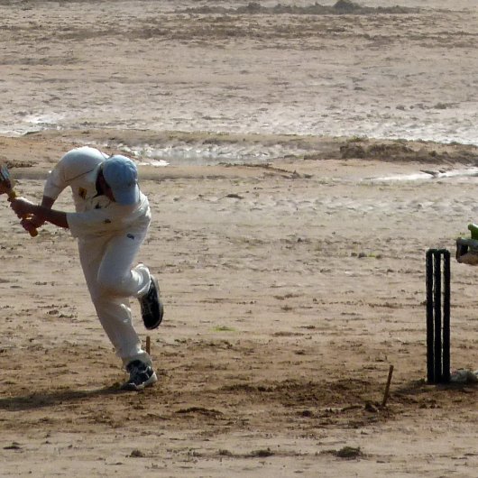 Elie-Beach-Cricket-2010-9