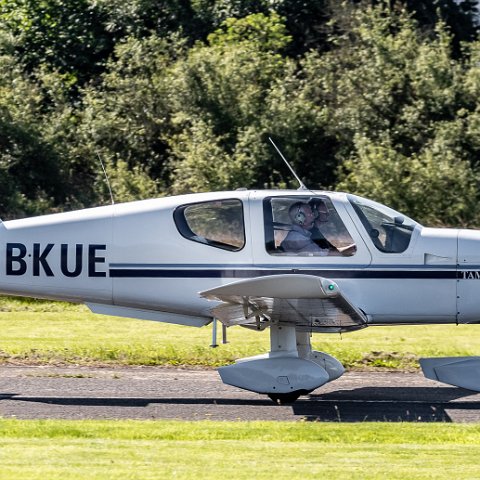 Fife-Airport-G-BKUE-5