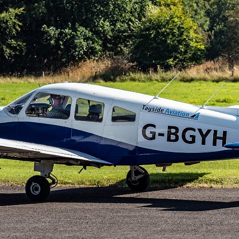 Fife-Airport-G-BGYH-3