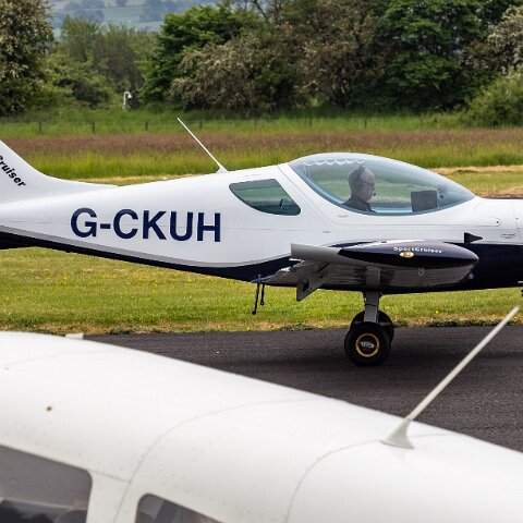 Fife-Airport-G-CKUH-12