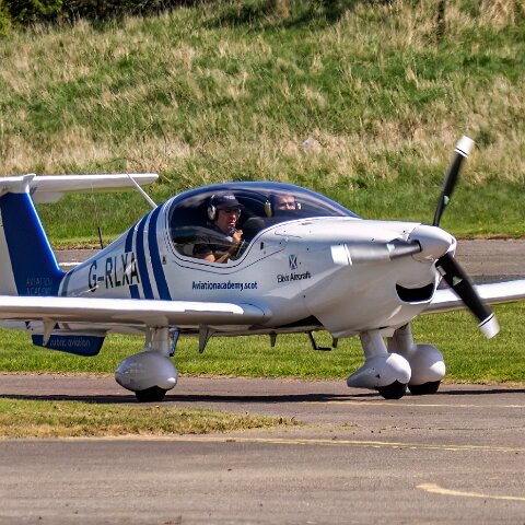 G-RXLA (2)