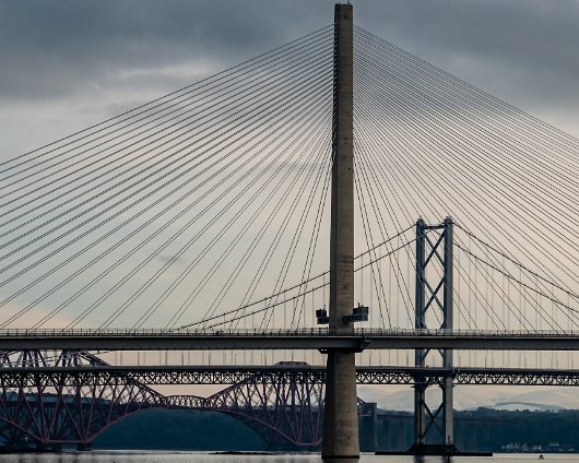 Bridges-Crossing-River-Forth-at-Queensferry-19