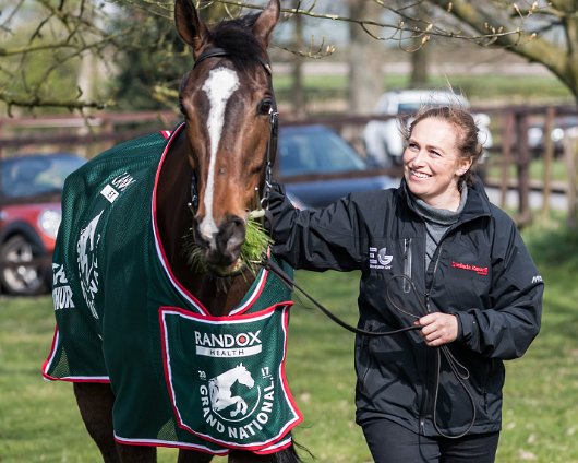 2017-04-09-One-For-Arthur-Grand-National-Winner-022