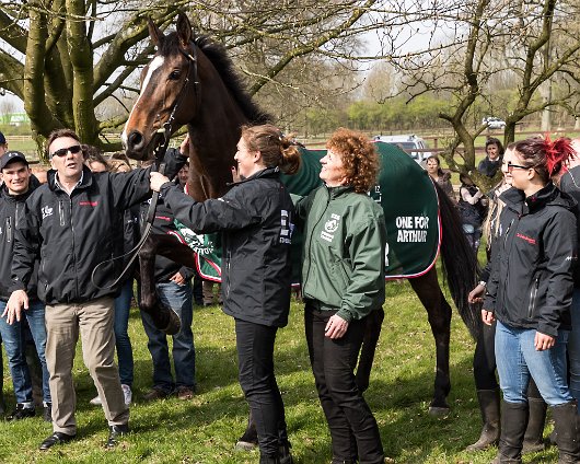 2017-04-09-One-For-Arthur-Grand-National-Winner-06