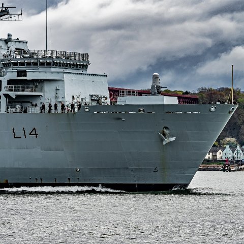 HMS-Albion-11