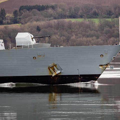 HMS-Defender-16