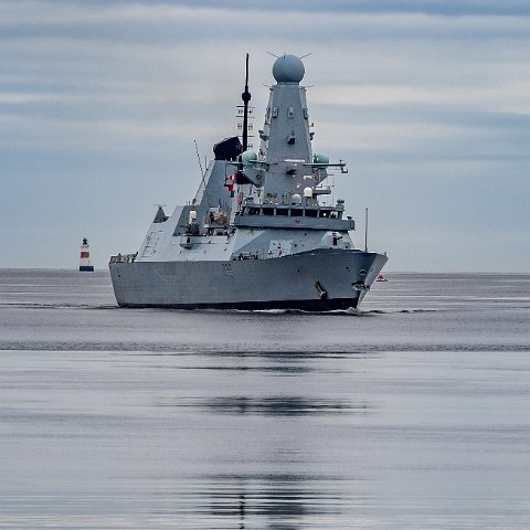 HMS-Defender-3