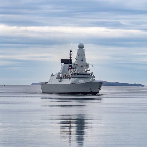 HMS-Defender-5