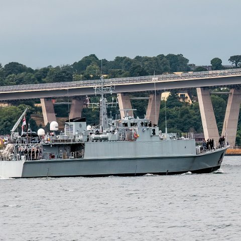 HMS-Grimsby-26