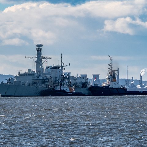 HMS-Montrose (4)
