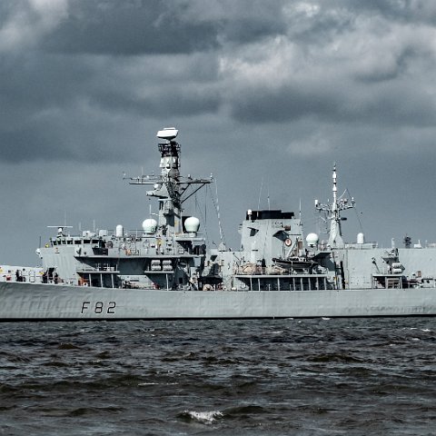 HMS-Somerset-18