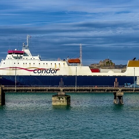 Commodore-Goodwill-7