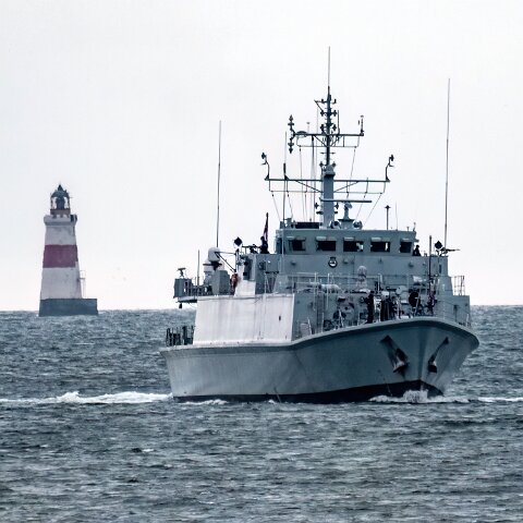 HMS-Grimsby-4