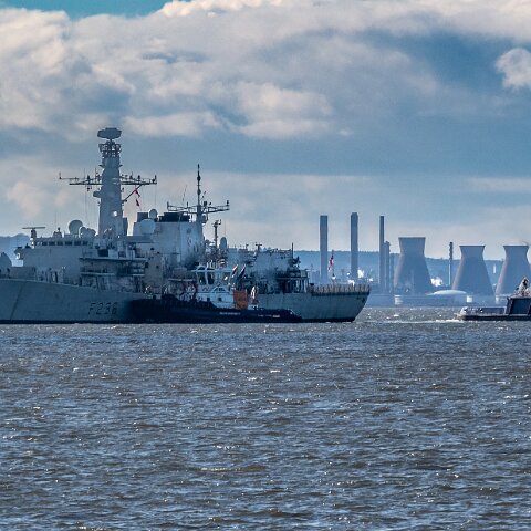 HMS-Montrose (6)