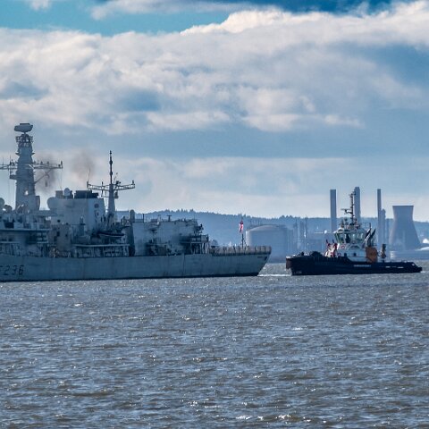 HMS-Montrose (7)