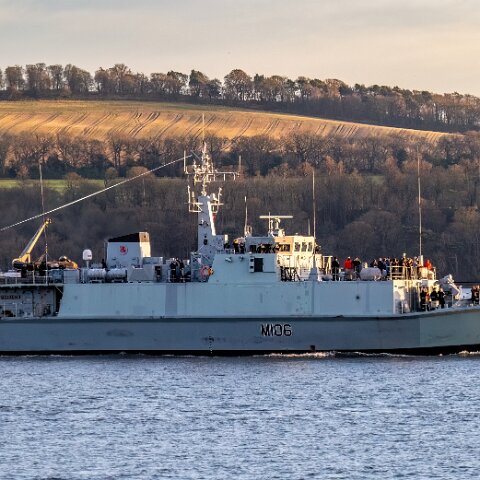 HMS-Penzance-7