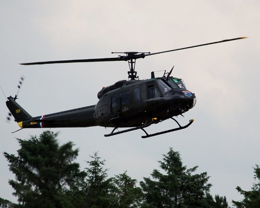 Private-G-UHIH-Bell-Huey-2