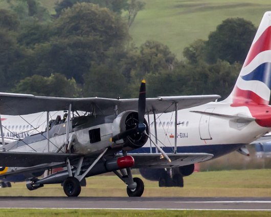 Royal-Navy-Historic-Flight-W5856-Fairey-Swordfish-Mk1-2