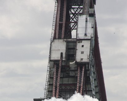 Sir-Nigel-Gresley-On-Forth-Bridge-2009-1