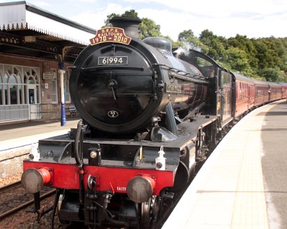 The-Great-Marquess-On-Dunfermline-Station-2010-2