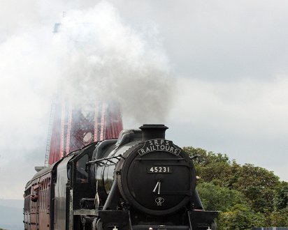 The-Sherwood-Forrest-On-Forth-Rail-Bridge-2011-4